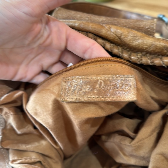 Free People buttery soft leather bag - Picture 9 of 12